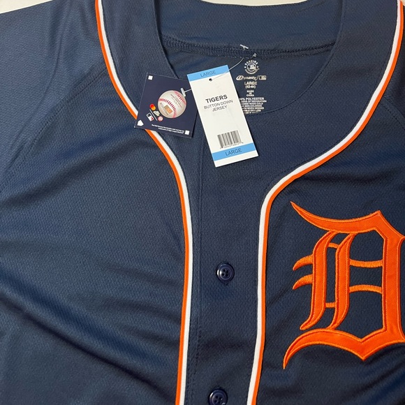 COPY - Detroit tigers button down jersey - Picture 5 of 5